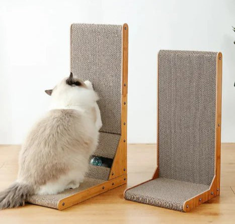 Griffoir Chat Chic - a - Chat - Mi - a - ou